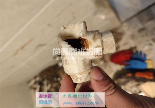 光泽引起漏水的原因有哪些？